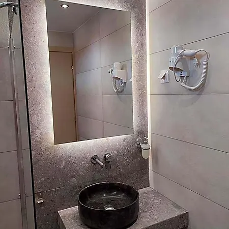 Hotel Paraktio