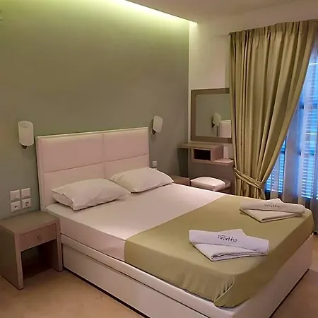 Paraktio Hotel